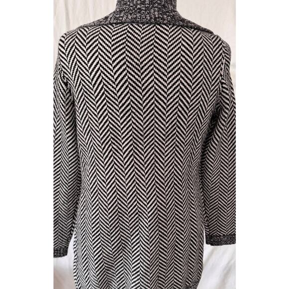 WHBM White House Black Market Small Open Front Cardigan Sweater - Picture 7 of 8